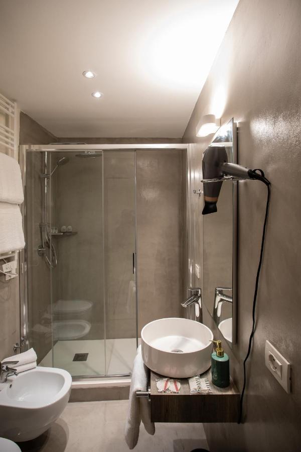 Ludus Rooms Rome Exterior photo